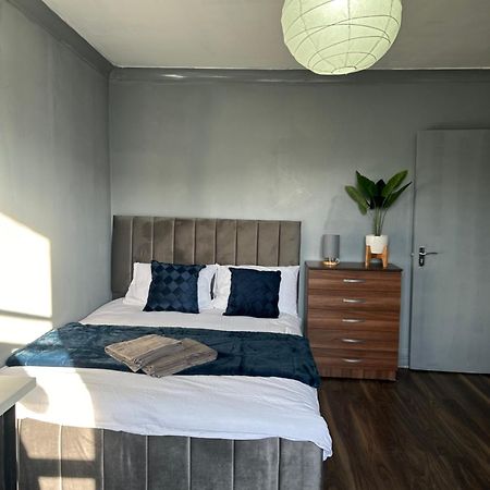 Luxury Room In A 4 Bedroom Flat! 4 Minutes Walk To Kingscross, St Pancras London Ngoại thất bức ảnh