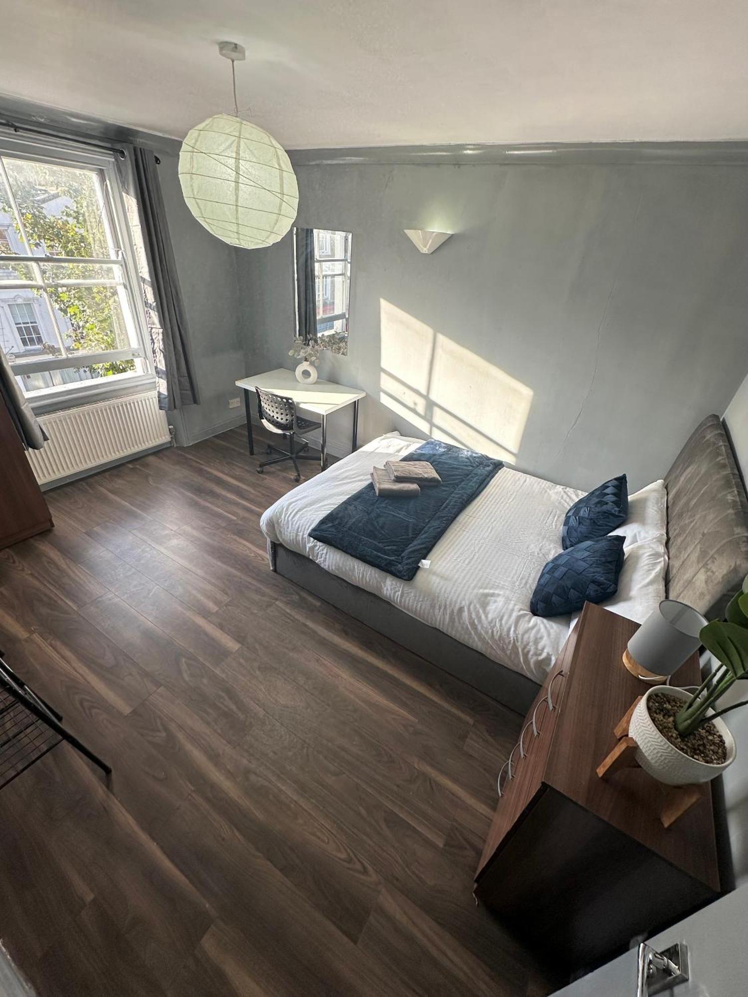 Luxury Room In A 4 Bedroom Flat! 4 Minutes Walk To Kingscross, St Pancras London Ngoại thất bức ảnh